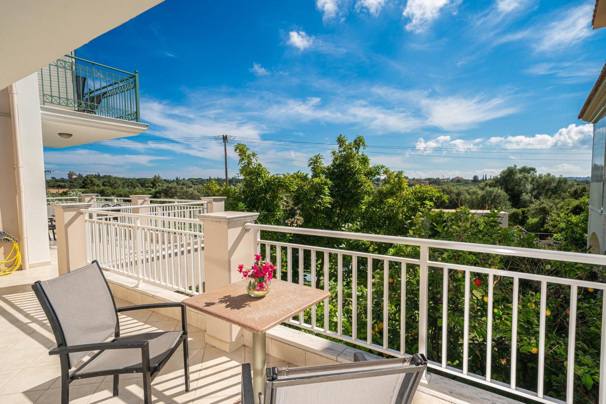 Dimitra'S House Apartment อาร์กอสโตลี ภายนอก รูปภาพ