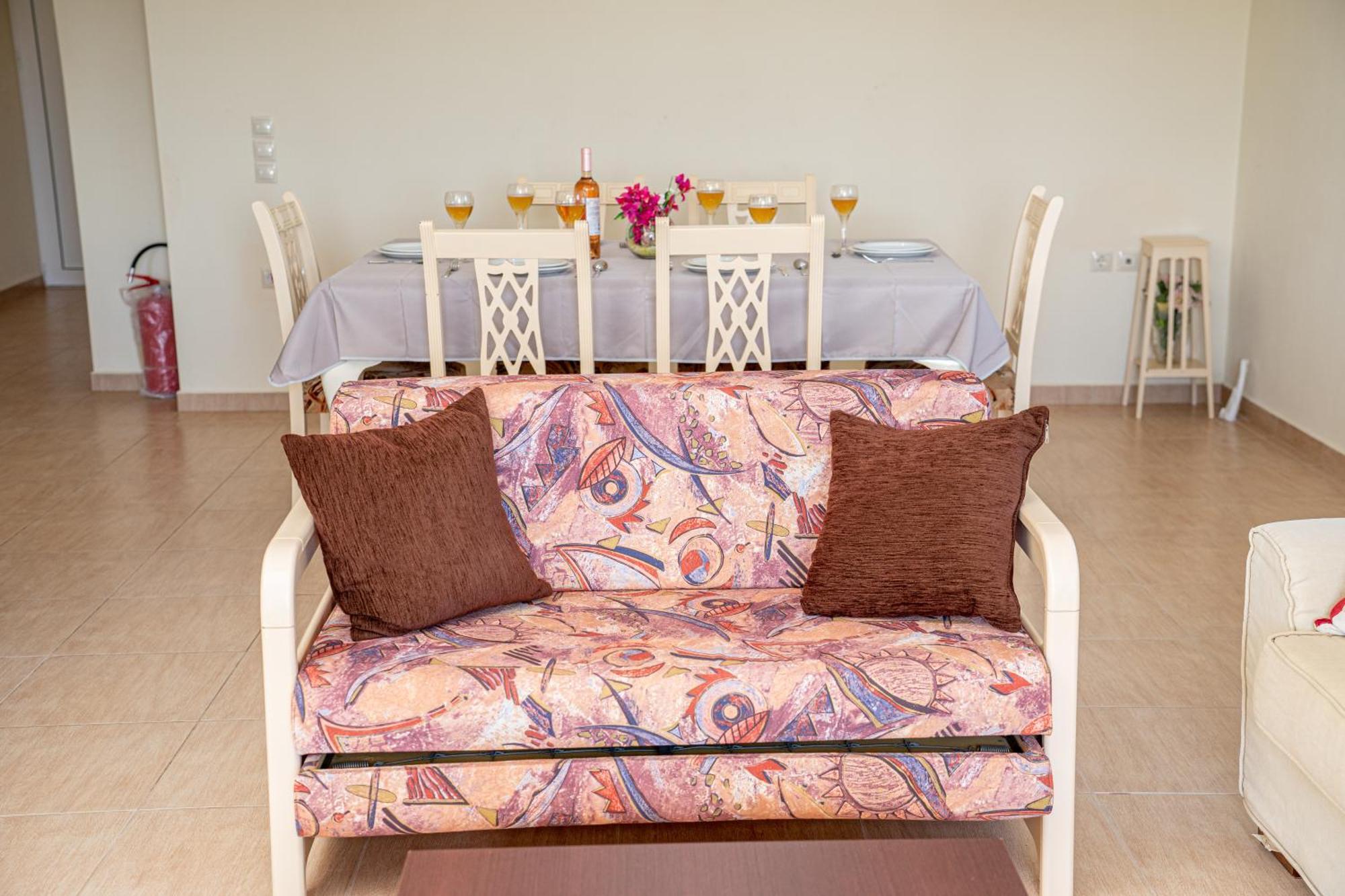 Dimitra'S House Apartment อาร์กอสโตลี ภายนอก รูปภาพ