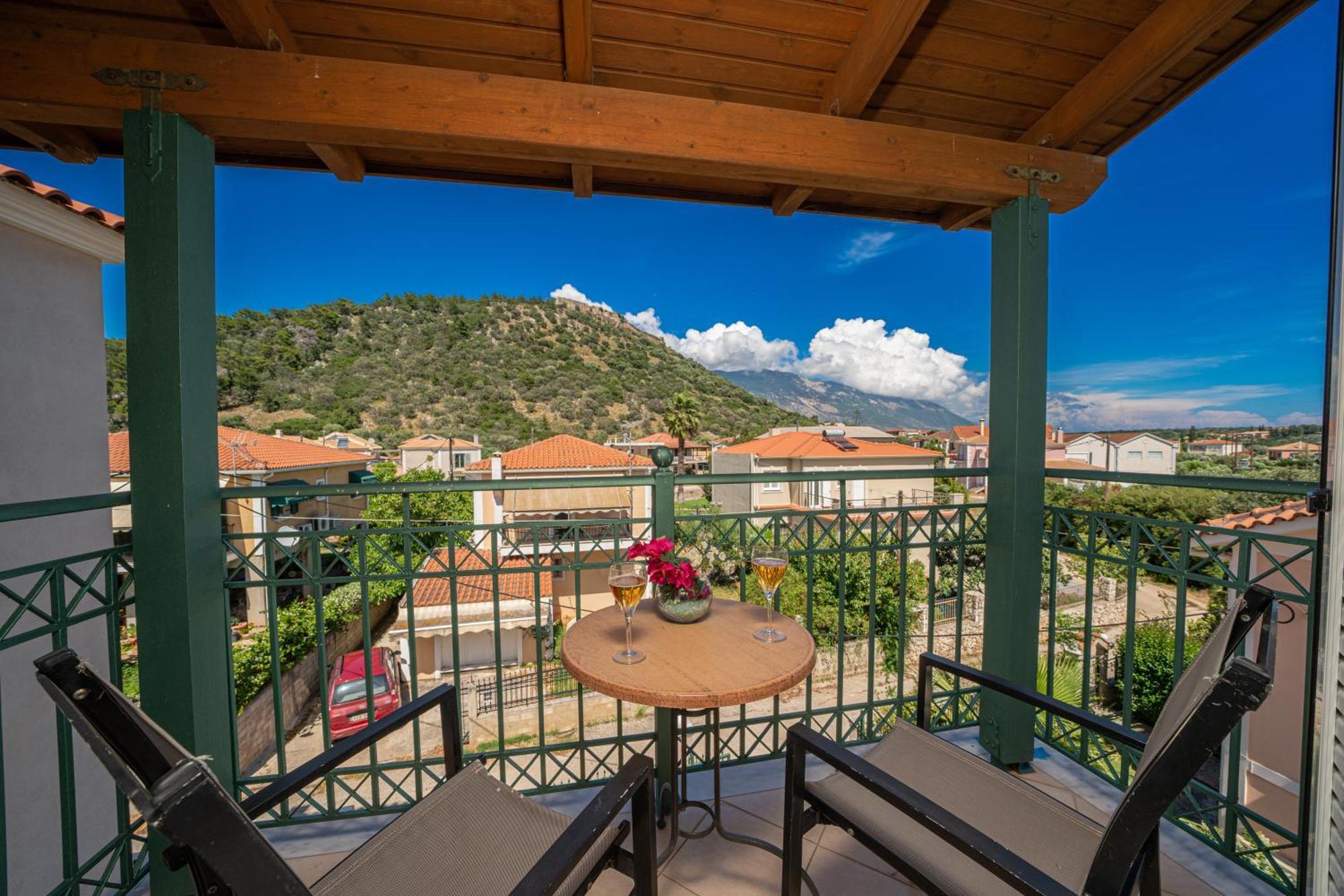 Dimitra'S House Apartment อาร์กอสโตลี ภายนอก รูปภาพ